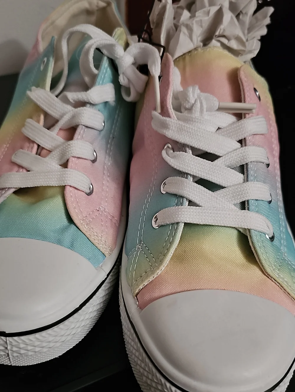 JOSINY Canvas Low Top Lace up Shoe Casual Pastel Size 10 Fits 9-9.5 Pastel New